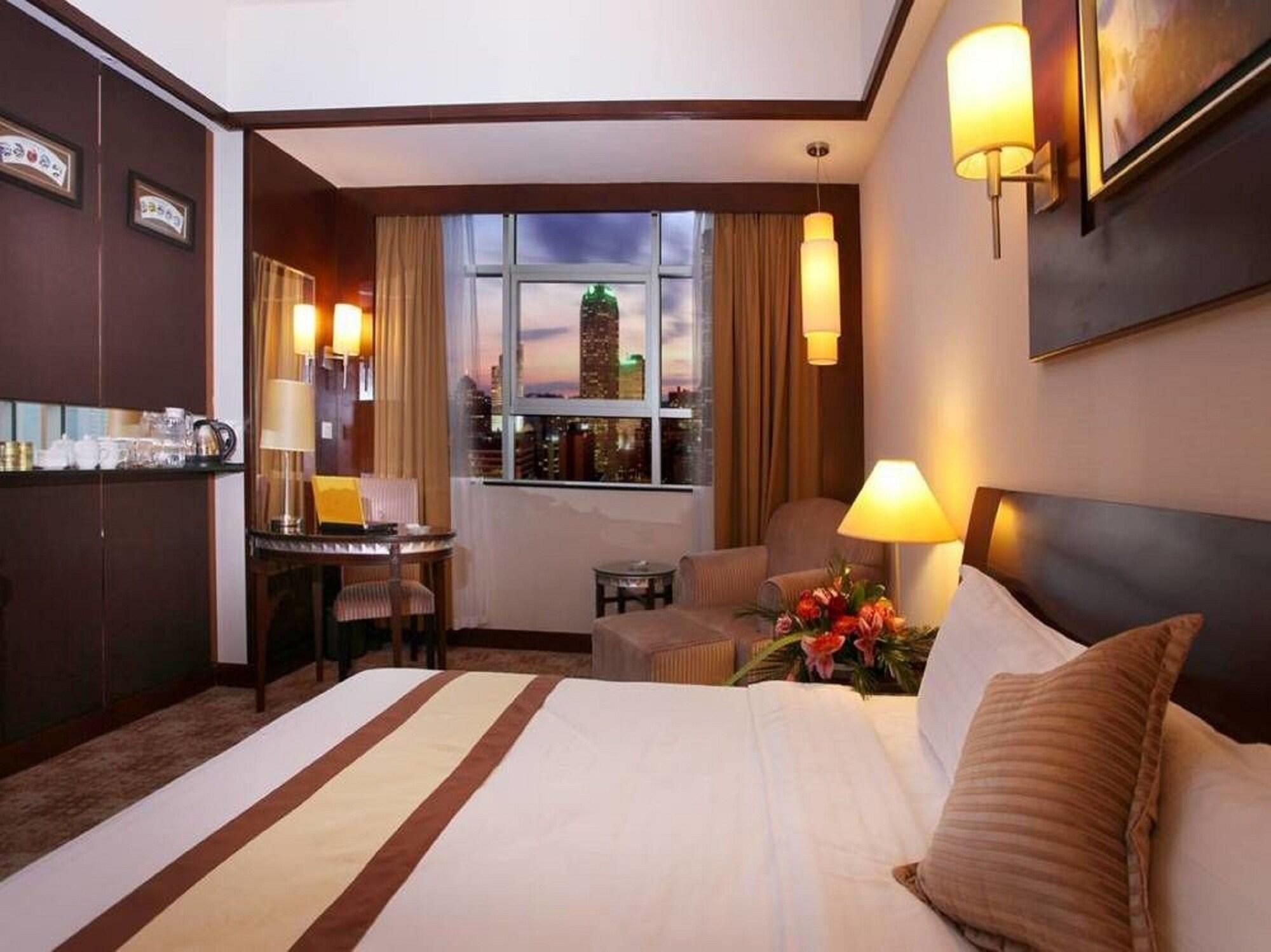 גואנגג'ואו Mandarin Hotel מראה חיצוני תמונה
