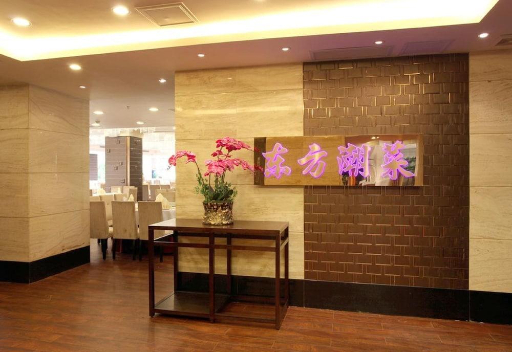 גואנגג'ואו Mandarin Hotel מראה חיצוני תמונה