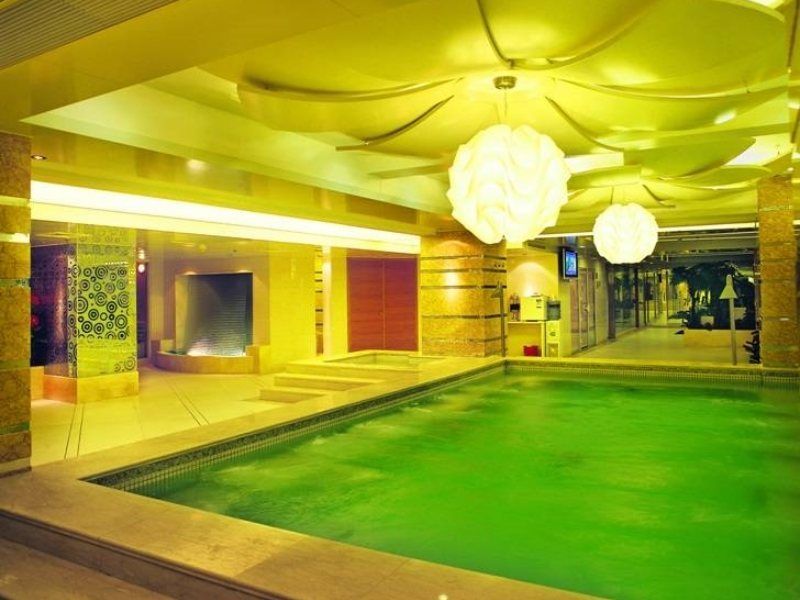 גואנגג'ואו Mandarin Hotel מראה חיצוני תמונה
