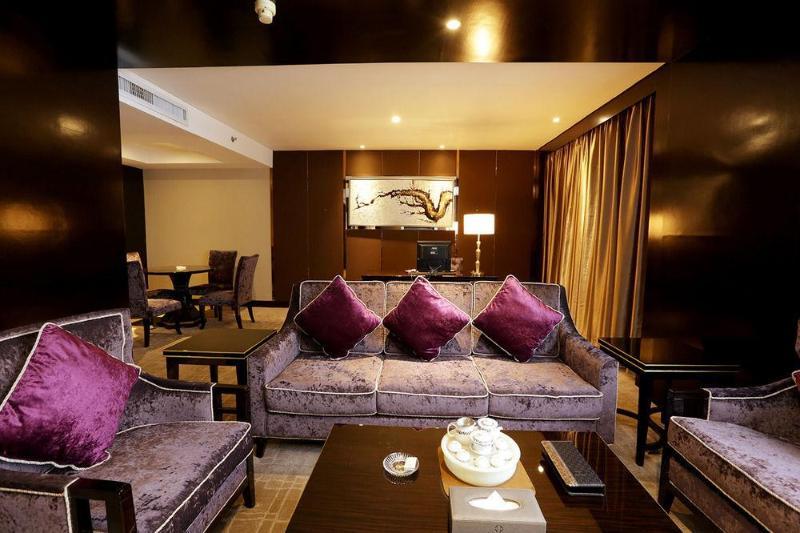 גואנגג'ואו Mandarin Hotel מראה חיצוני תמונה