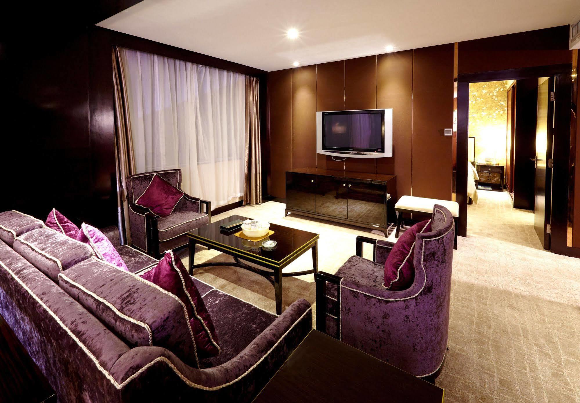 גואנגג'ואו Mandarin Hotel מראה חיצוני תמונה