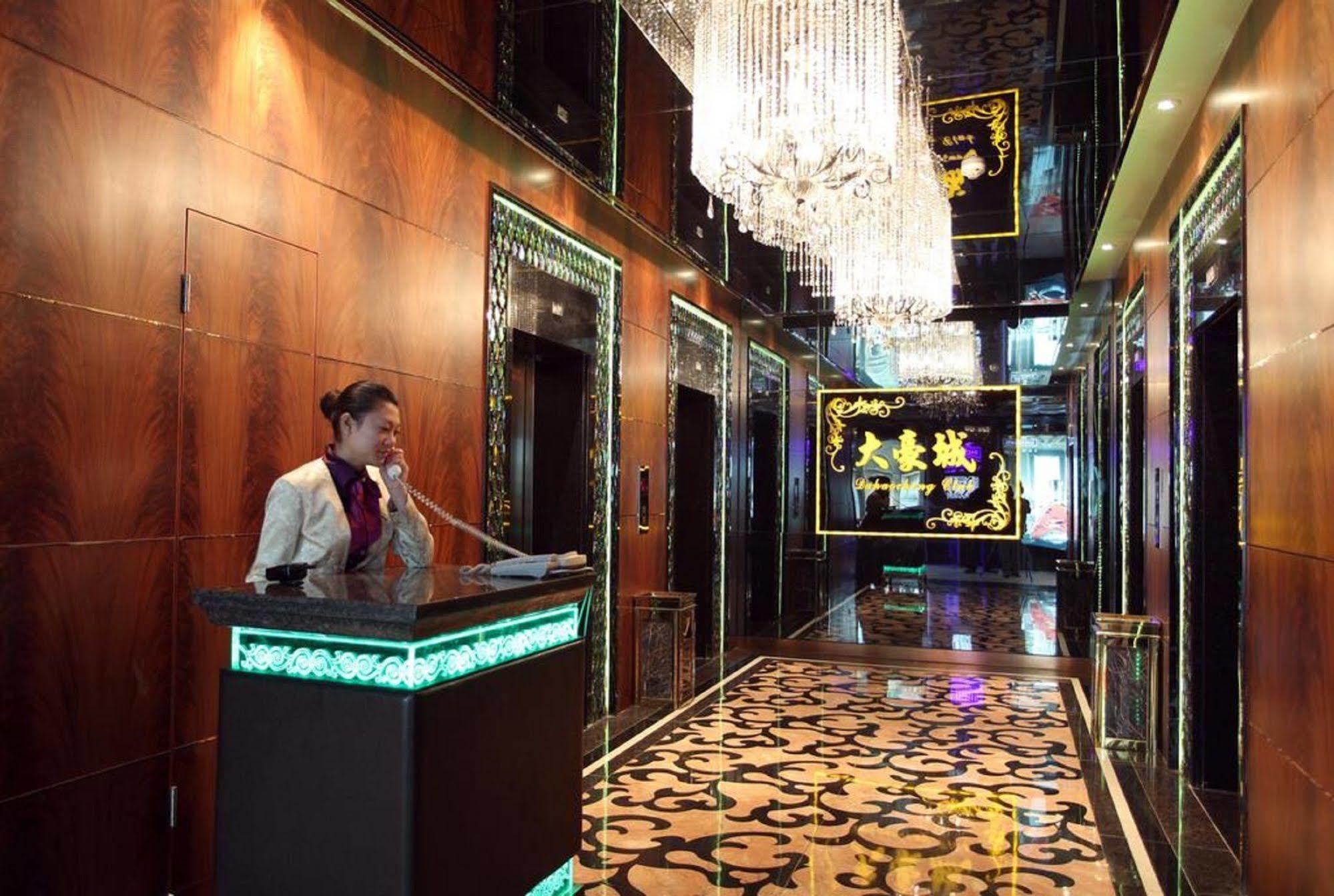גואנגג'ואו Mandarin Hotel מראה חיצוני תמונה